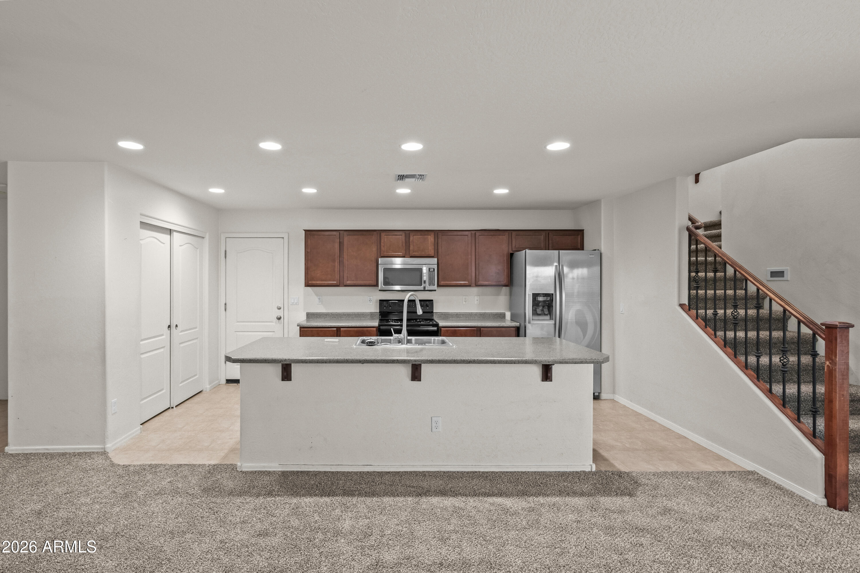472 North Ranger Trail Gilbert, AZ 85234 - Photo 9 of 31