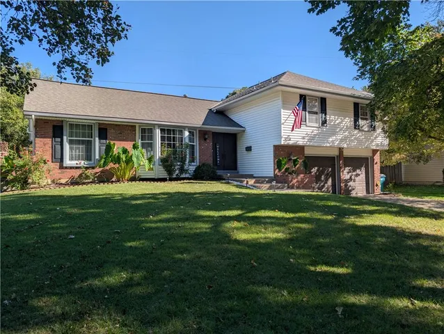 $410,000 | 9312 West 81st Terrace, Overland Park, KS 66204