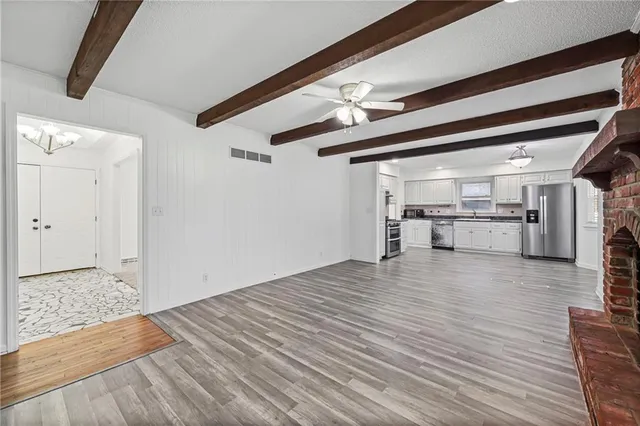 $410,000 | 9312 West 81st Terrace, Overland Park, KS 66204