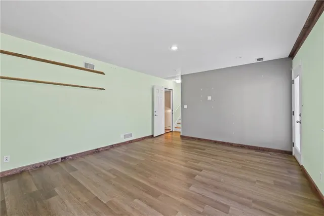 $410,000 | 9312 West 81st Terrace, Overland Park, KS 66204