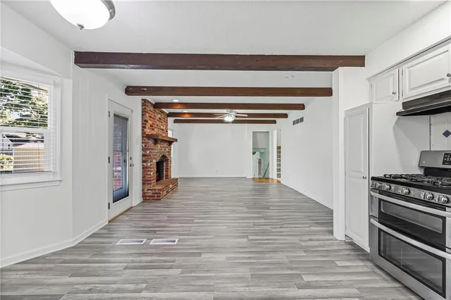 $410,000 | 9312 West 81st Terrace, Overland Park, KS 66204