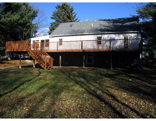 442 Dunstable Road Tyngsborough, MA 01879 - Photo 18 of 18 Gallery Image 18