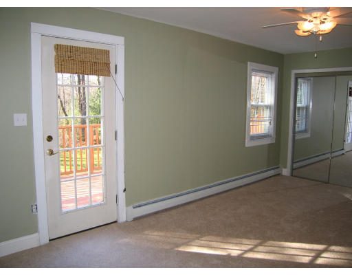 442 Dunstable Road Tyngsborough, MA 01879 - Photo 10 of 18 Gallery Image 10