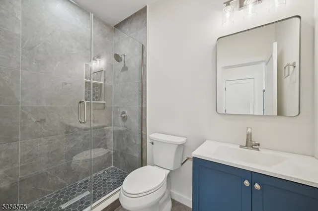 $2,750,000 | 5 Foxcroft Drive, Livingston, NJ 07039