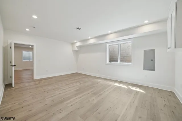 $2,750,000 | 5 Foxcroft Drive, Livingston, NJ 07039