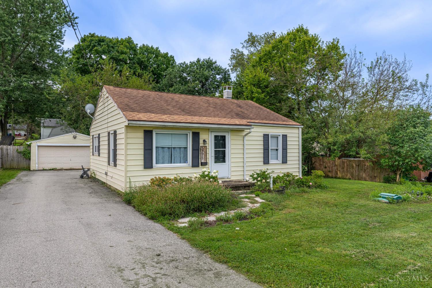 5771 Manchester Road Franklin, OH 45005 - Photo 1 of 20 Gallery Image 1