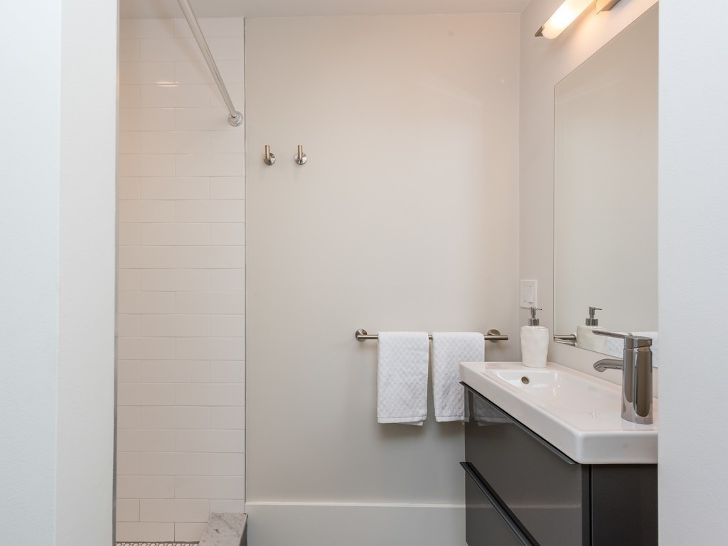 62 Atherton Road, Unit A Brookline, MA 02446 - Photo 19 of 28 Gallery Image 19