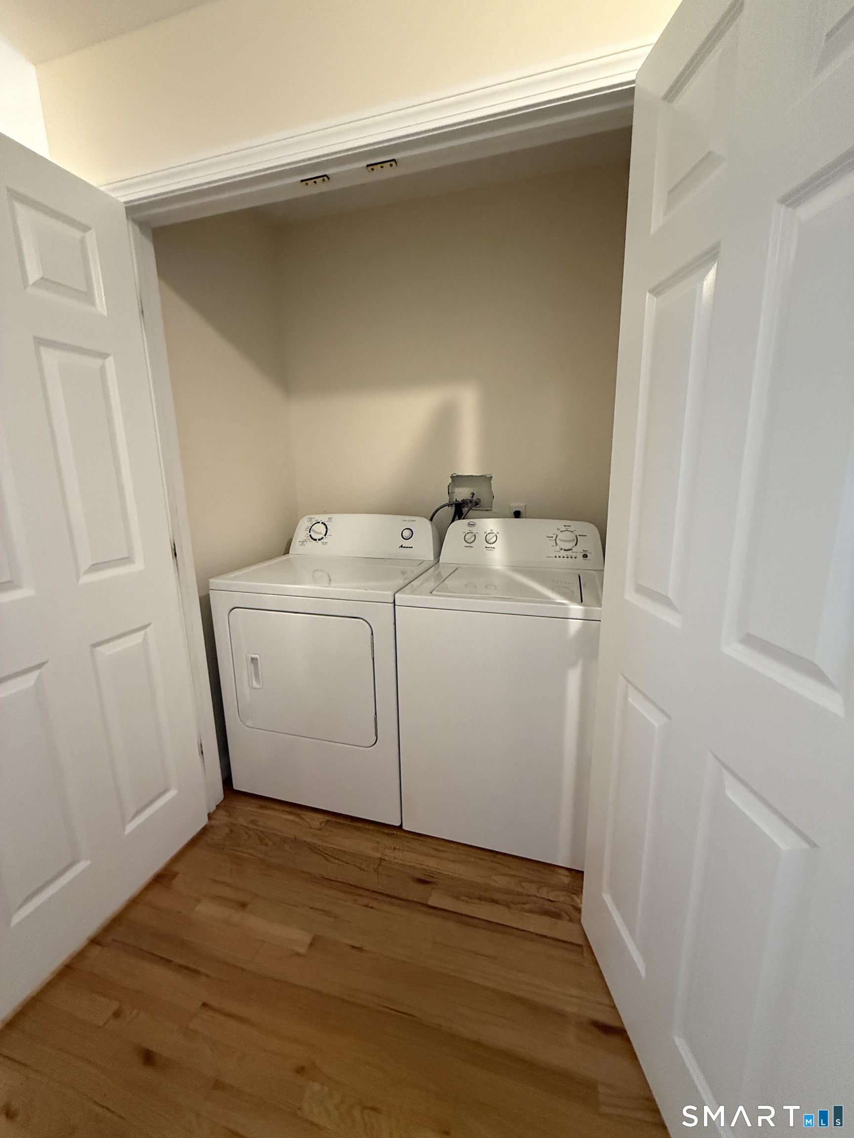 30 Delaware Avenue Waterbury, CT 06708 - Photo 11 of 16