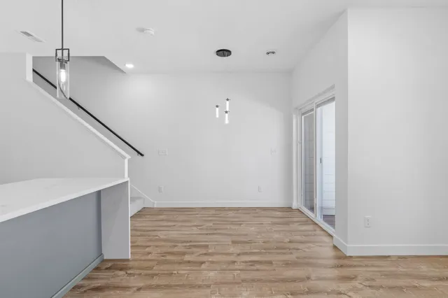 $299,500 | 425 West 8th Street, Unit 23, New Richmond, WI 54017