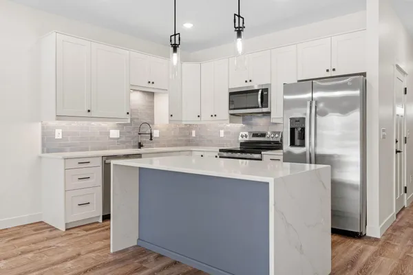 $299,500 | 425 West 8th Street, Unit 23, New Richmond, WI 54017