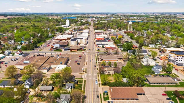 $299,500 | 425 West 8th Street, Unit 23, New Richmond, WI 54017