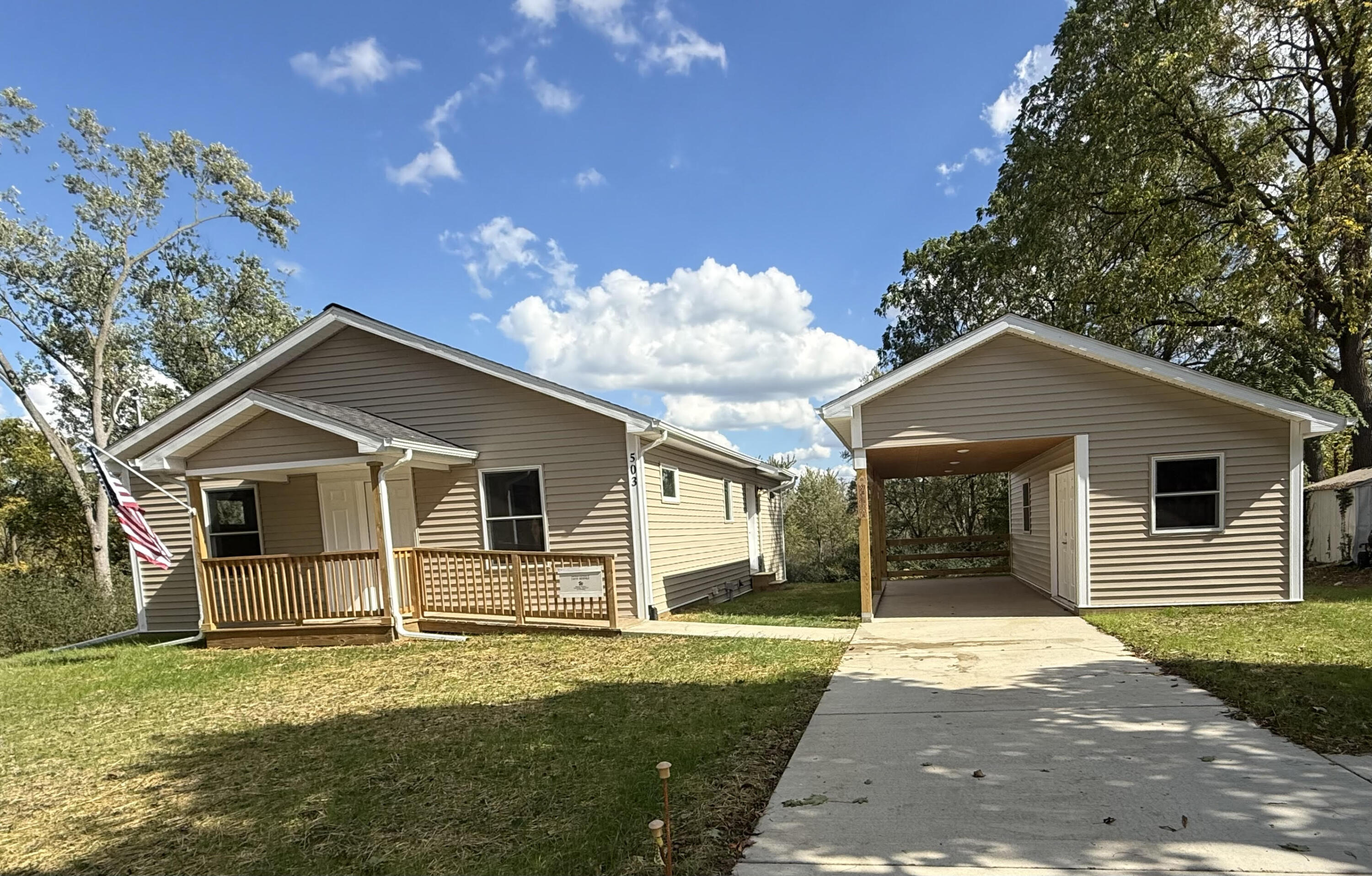 503 Bates Street Jackson, MI 49202 - Photo 1 of 1 503 Bates St.