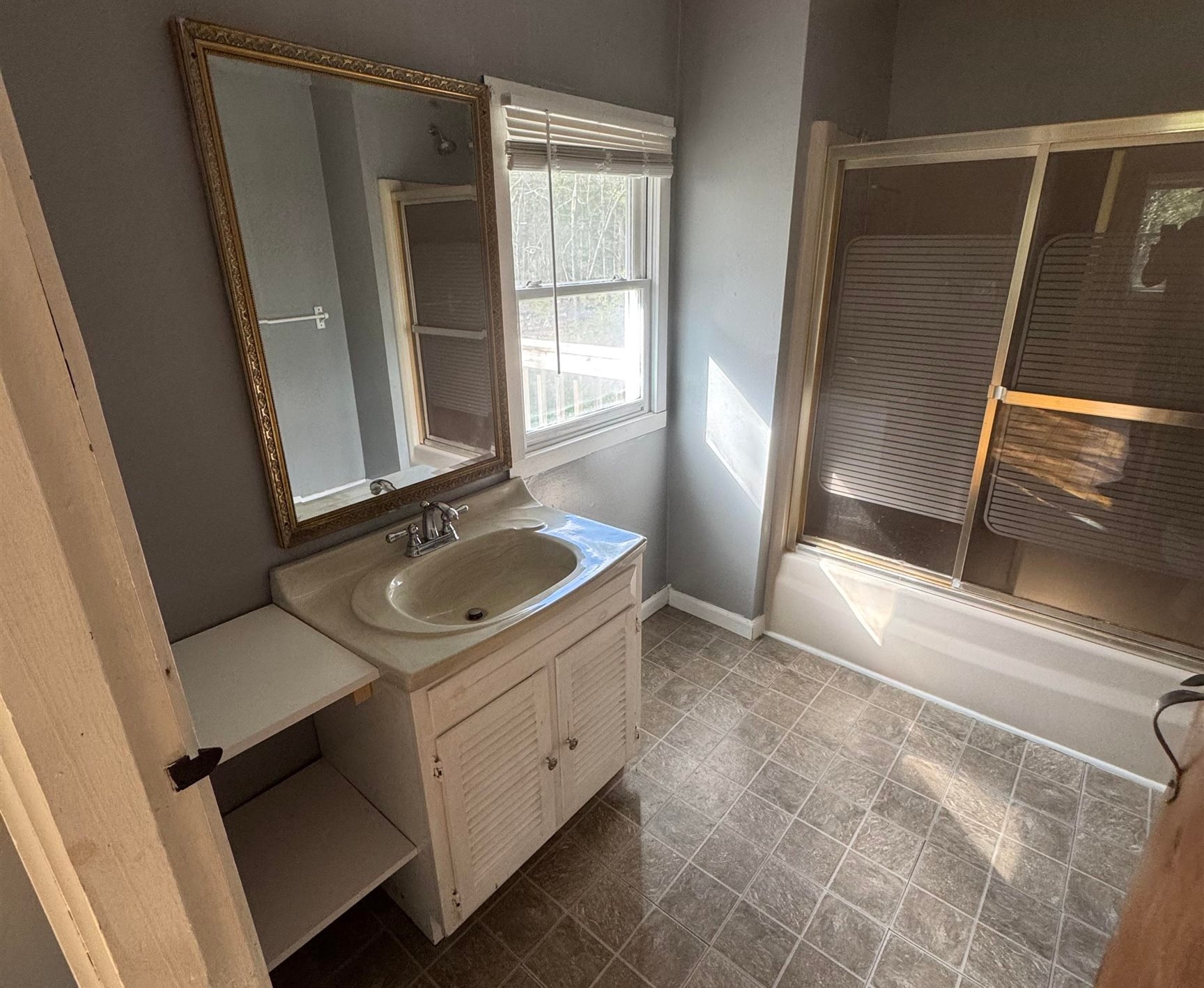 174 Hackett Hill Road Hooksett, NH 03106 - Photo 8 of 10