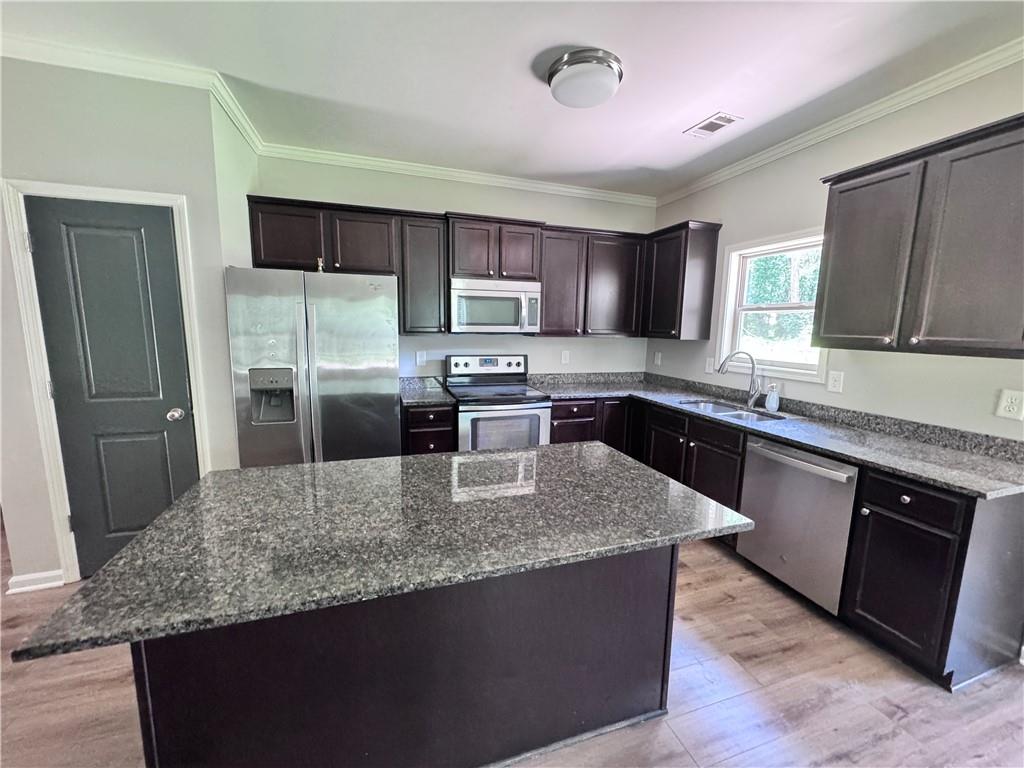 2660 Dr Bramblett Road Cumming, GA 30028 - Photo 6 of 20