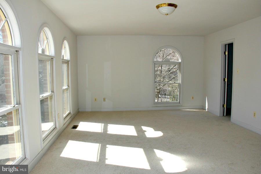 1929 Rockingham Street McLean, VA 22101 - Photo 12 of 23 2nd MBR Suite
