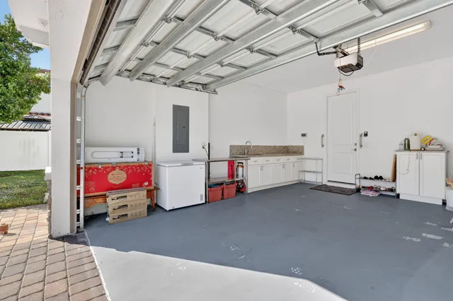 $474,900 | 1011 Willow Place, Riviera Beach, FL 33410