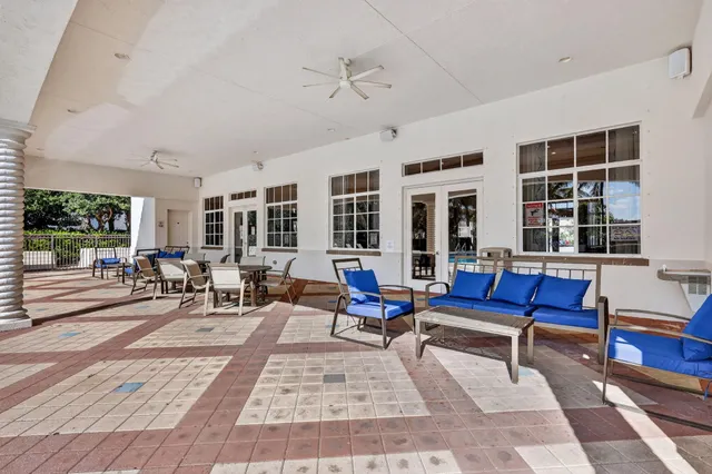 $474,900 | 1011 Willow Place, Riviera Beach, FL 33410