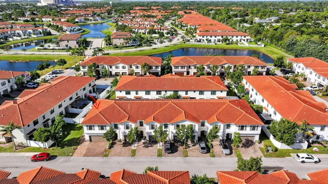 $474,900 | 1011 Willow Place, Riviera Beach, FL 33410