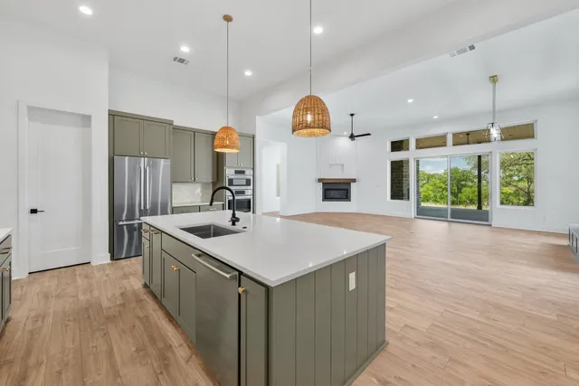 $5,500 | 125 Stockman Drive, Dripping Springs, TX 78620