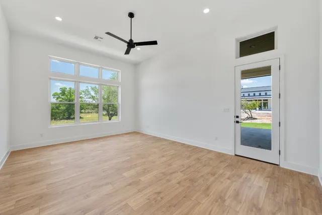 $5,500 | 125 Stockman Drive, Dripping Springs, TX 78620