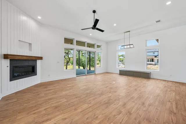 $5,500 | 125 Stockman Drive, Dripping Springs, TX 78620