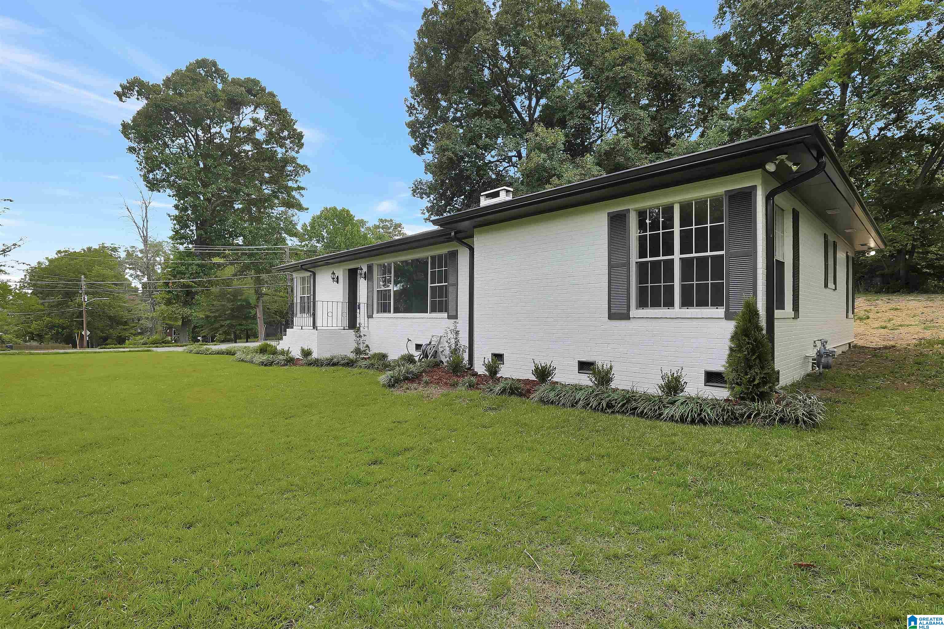 580 Rutherford Circle Birmingham, AL 35206 - Photo 3 of 27
