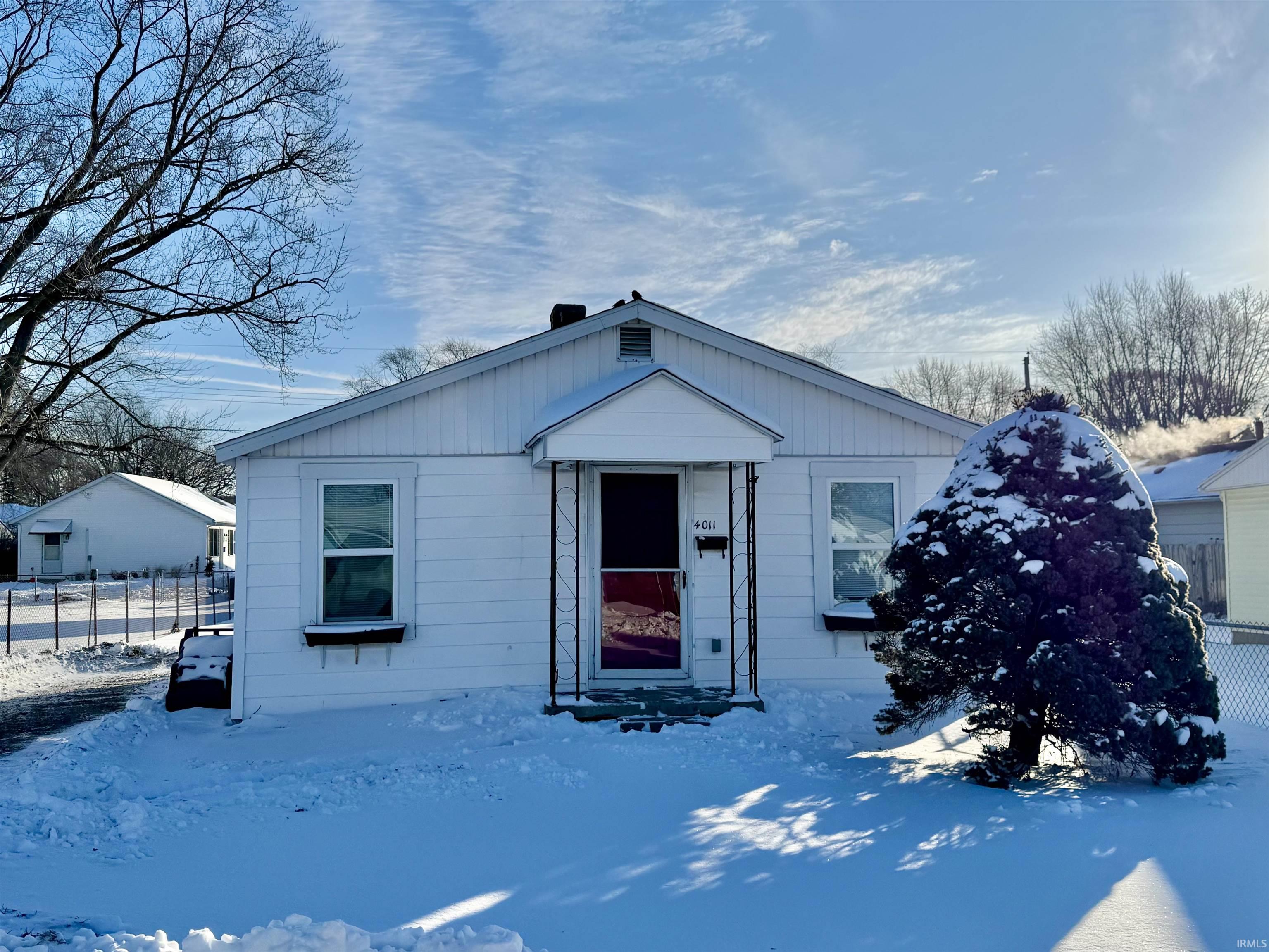 4011 South Poplar Street Marion, IN 46953 - Photo 1 of 15