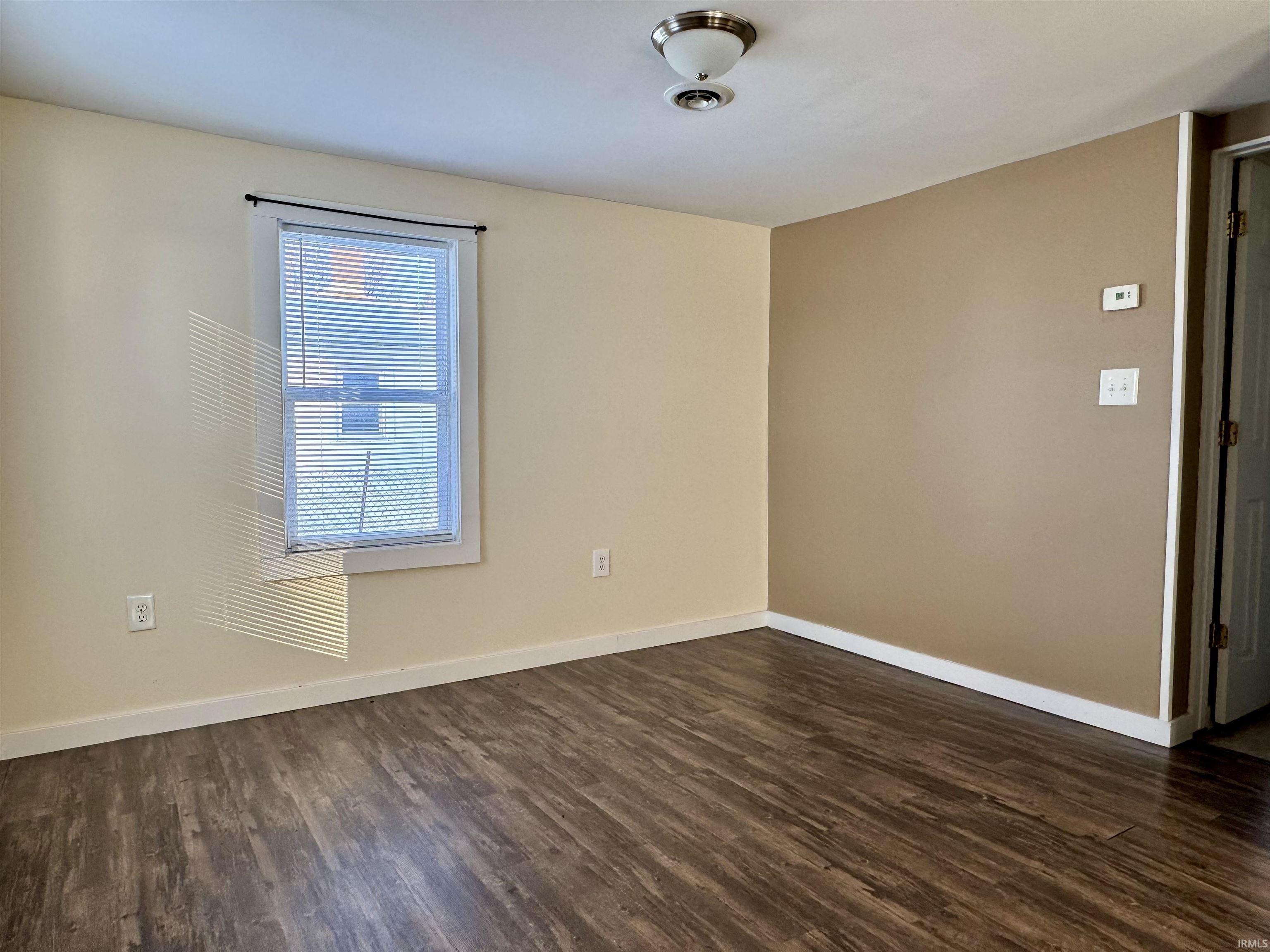 4011 South Poplar Street Marion, IN 46953 - Photo 2 of 15