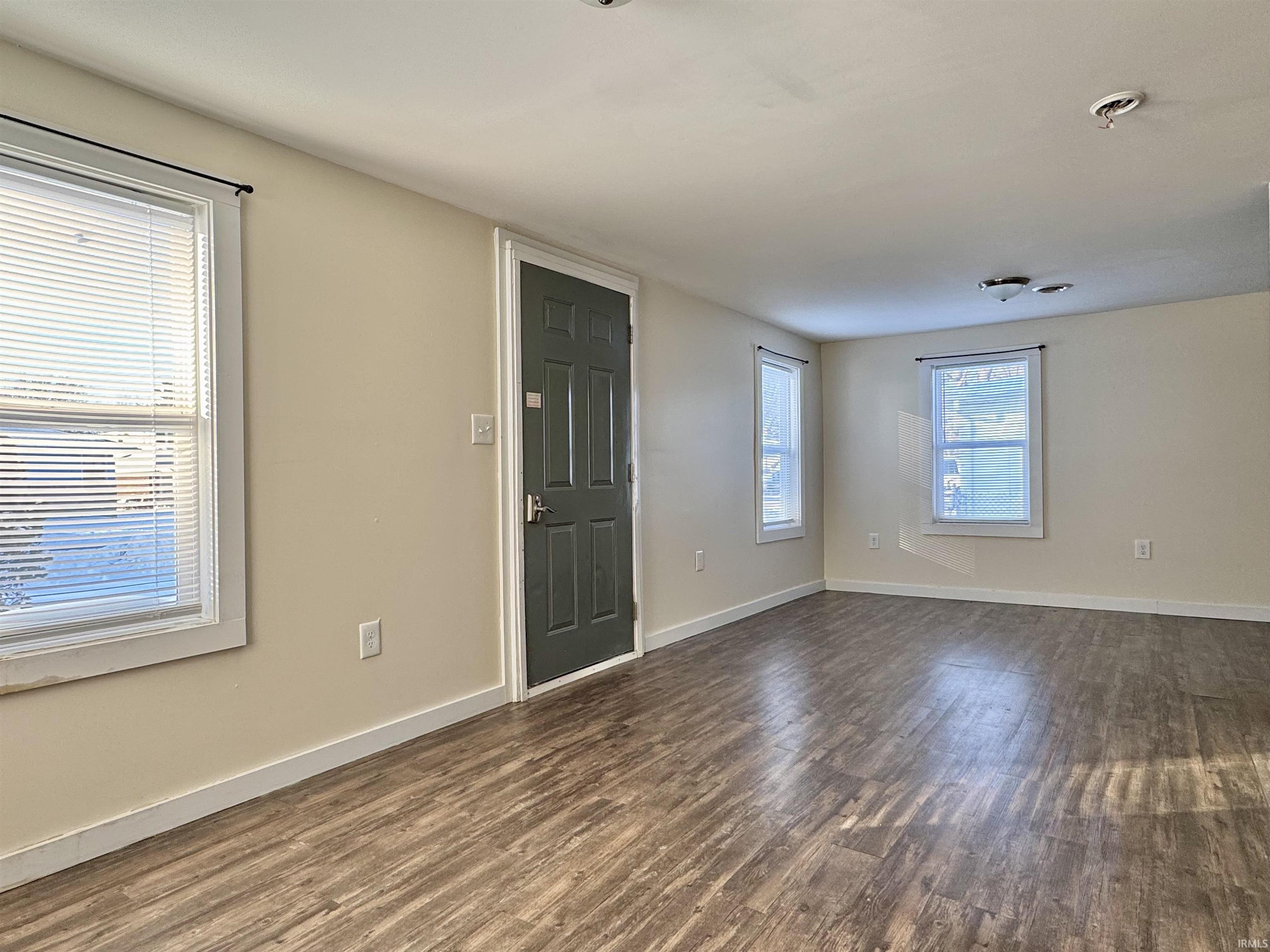 4011 South Poplar Street Marion, IN 46953 - Photo 3 of 15