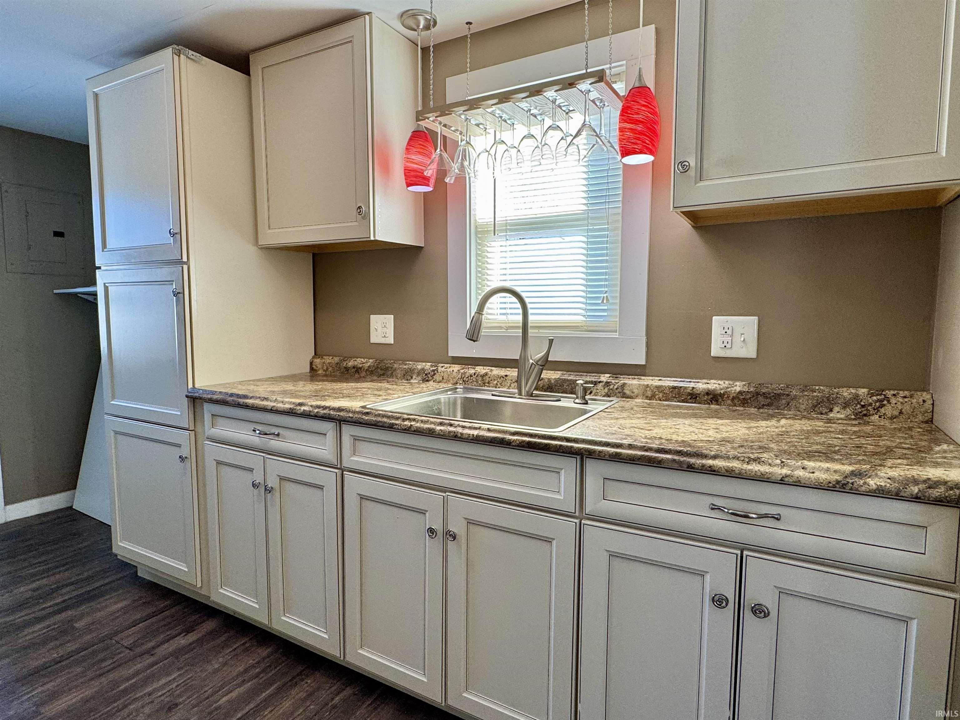 4011 South Poplar Street Marion, IN 46953 - Photo 6 of 15