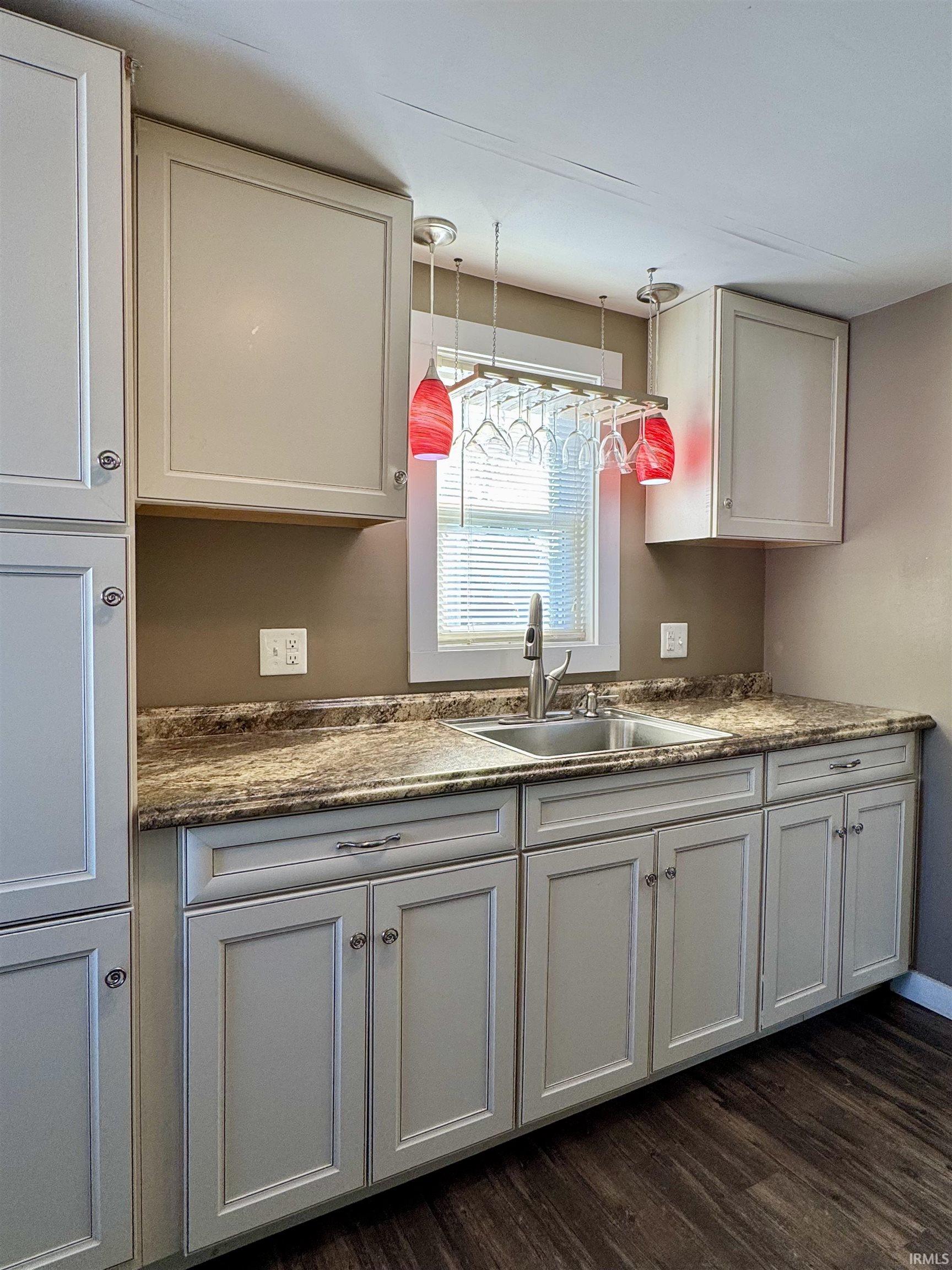 4011 South Poplar Street Marion, IN 46953 - Photo 7 of 15