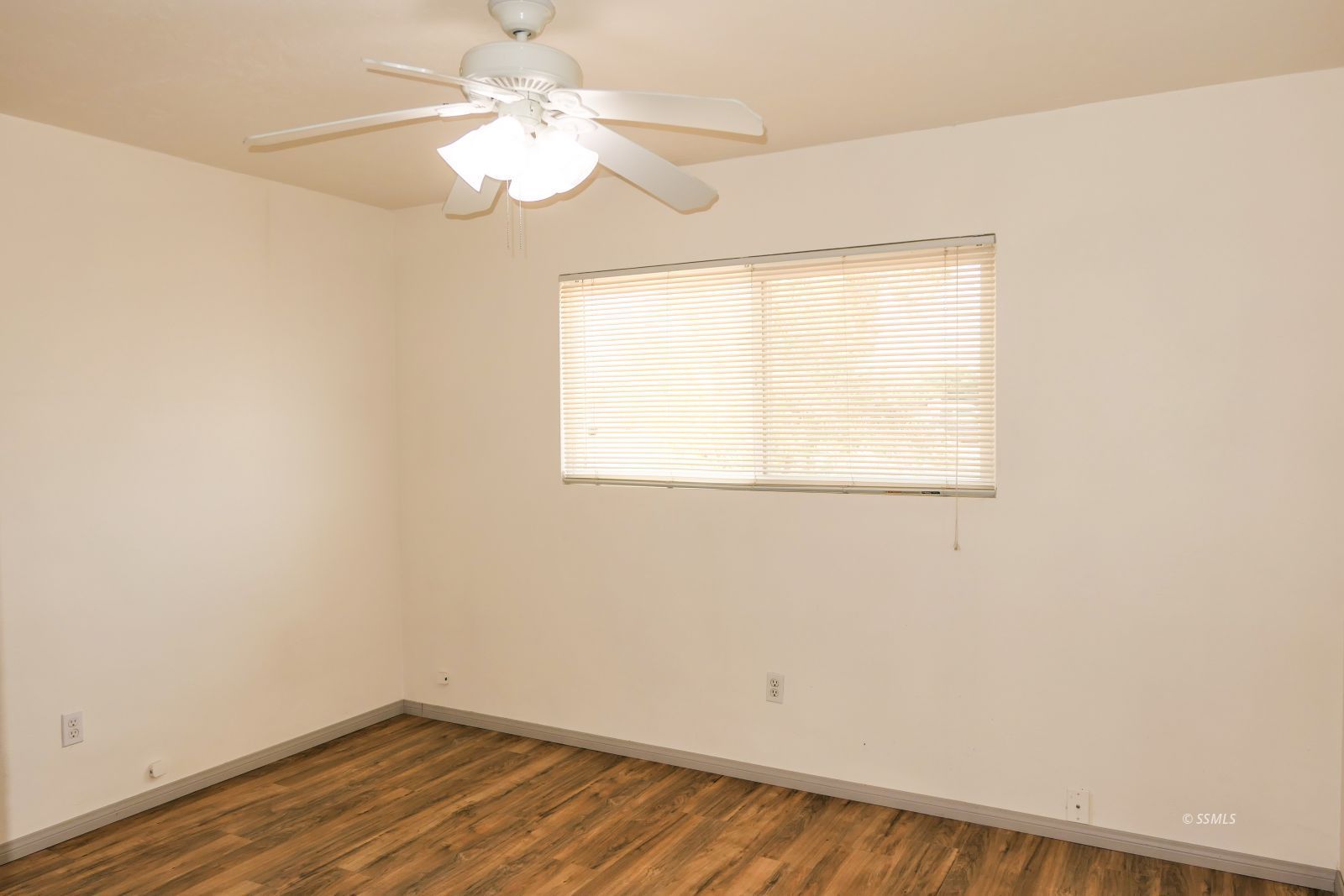 1033 West Bataan Avenue Ridgecrest, CA 93555 - Photo 29 of 43