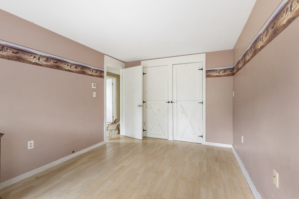 520 King Street Raynham, MA 02767 - Photo 17 of 41