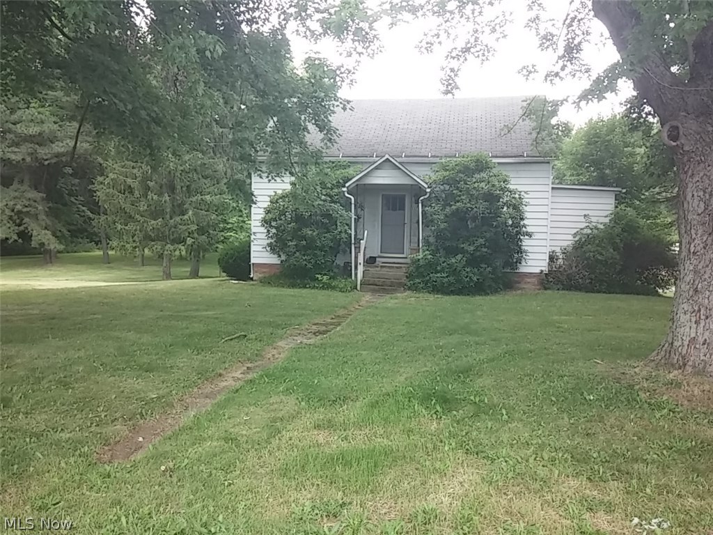 2071 McCoy Road Akron, OH 44320 - Photo 1 of 10