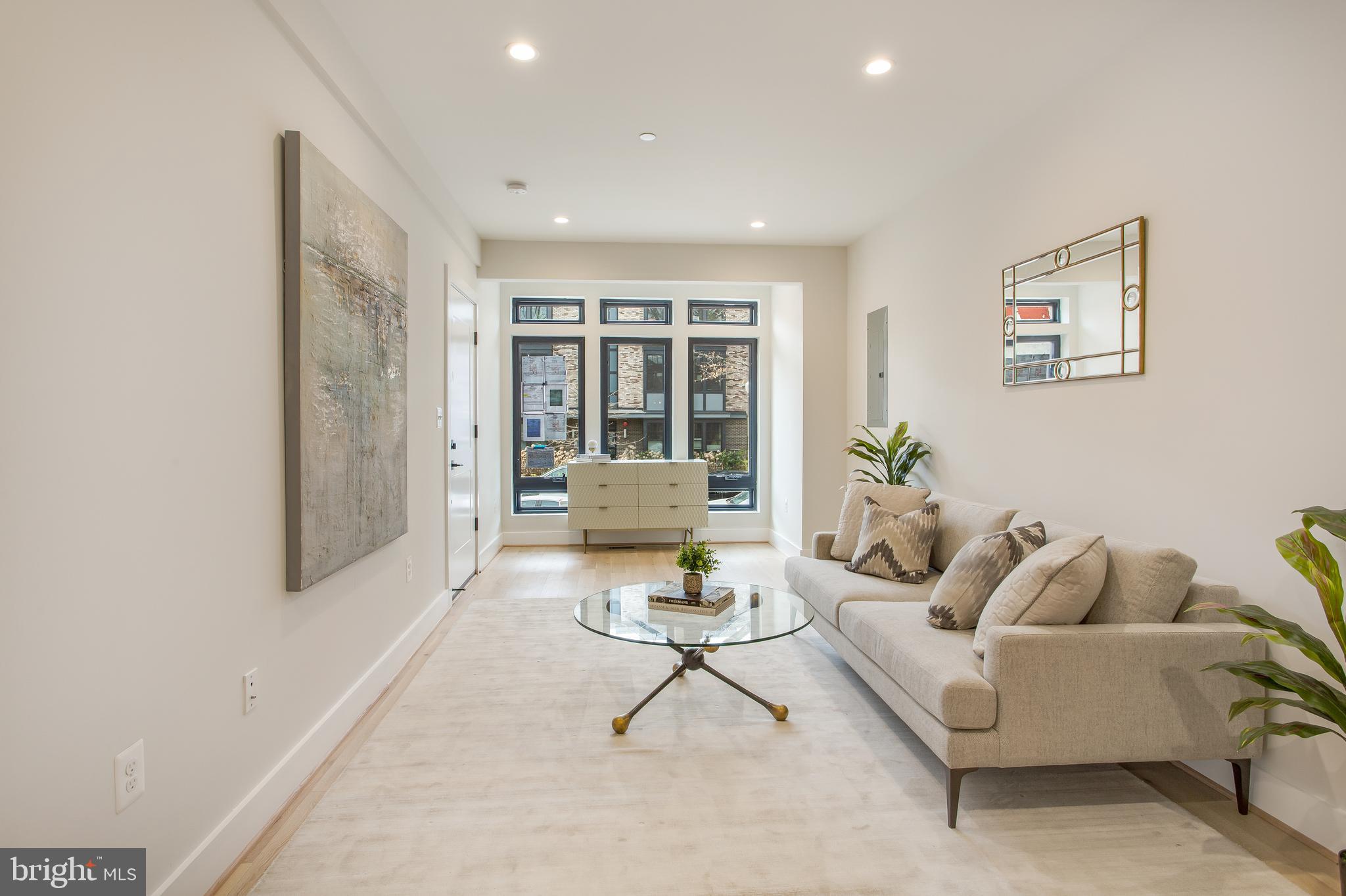 635 14th Street Northeast, Unit 1 Washington, DC 20002 - Photo 2 of 21