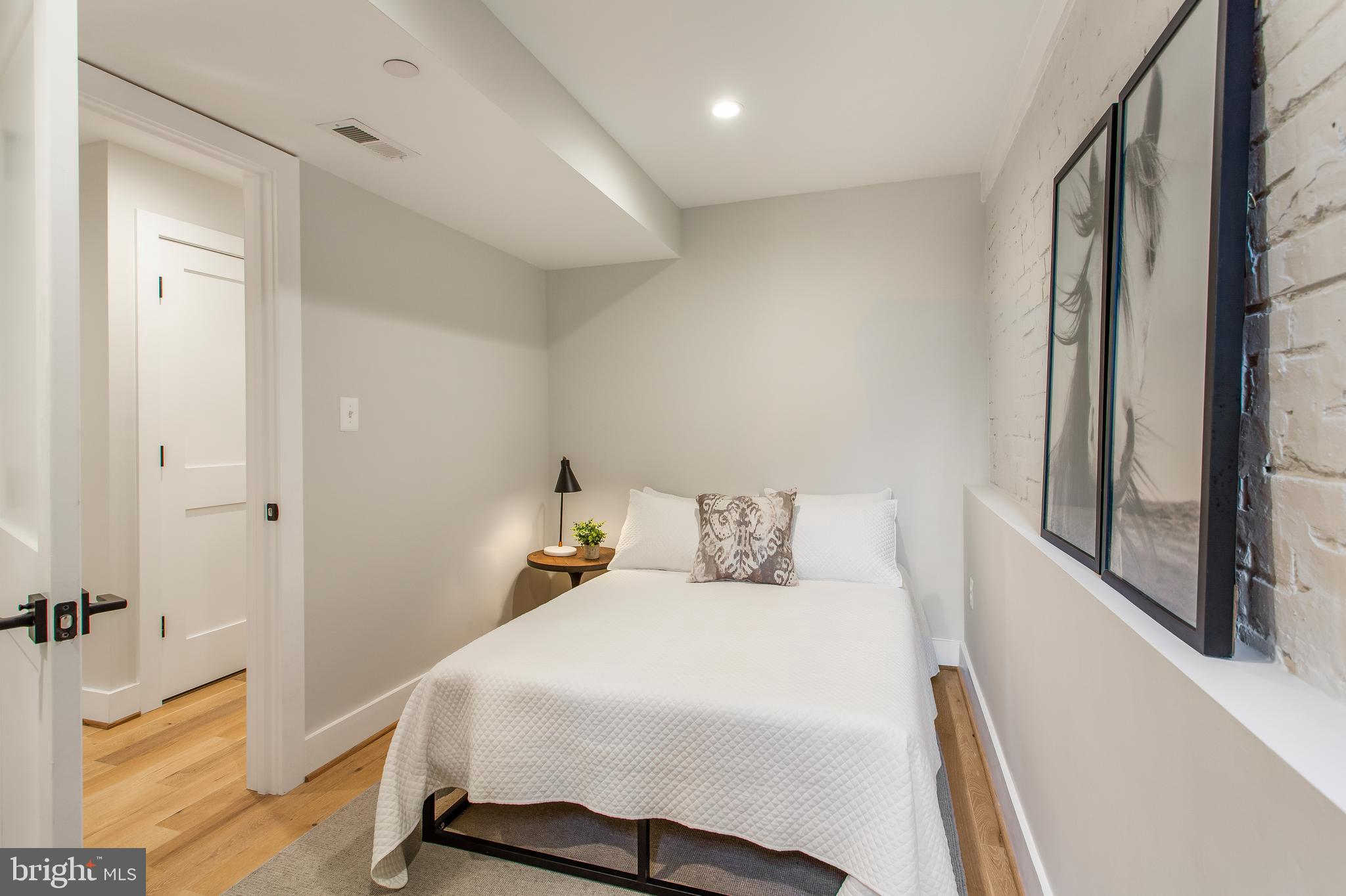 635 14th Street Northeast, Unit 1 Washington, DC 20002 - Photo 16 of 21