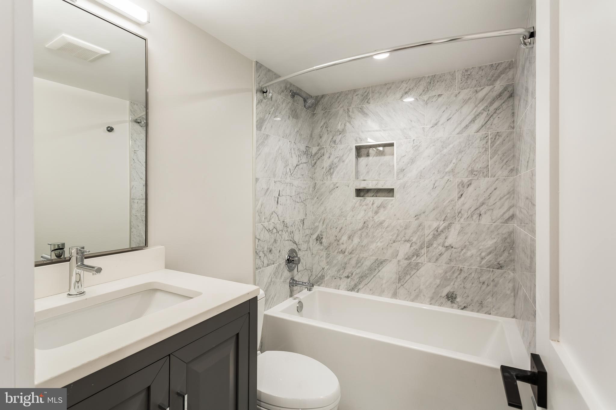 635 14th Street Northeast, Unit 1 Washington, DC 20002 - Photo 8 of 21
