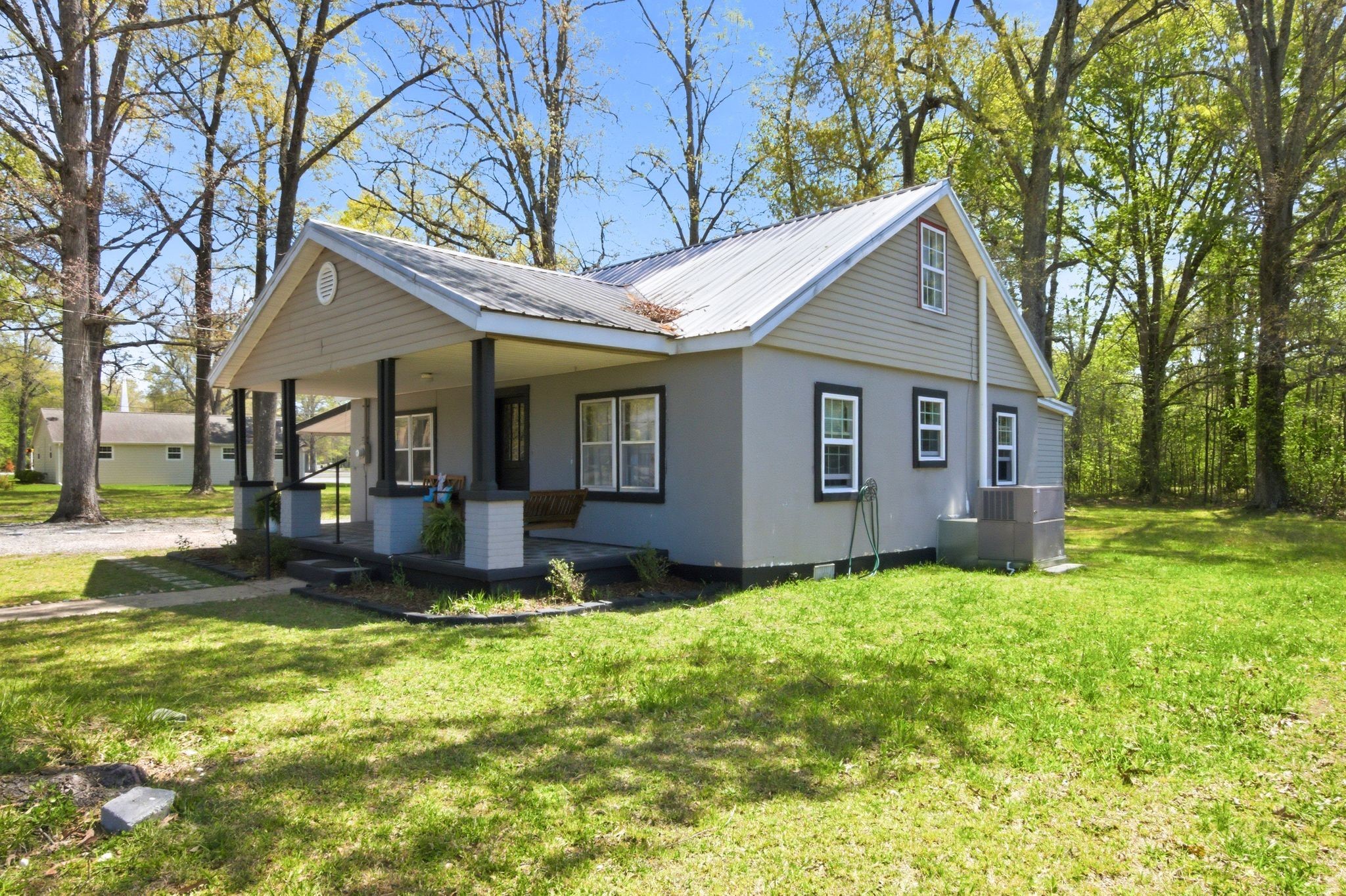 234 Reeves Street Tullahoma, TN 37388 - Photo 2 of 25