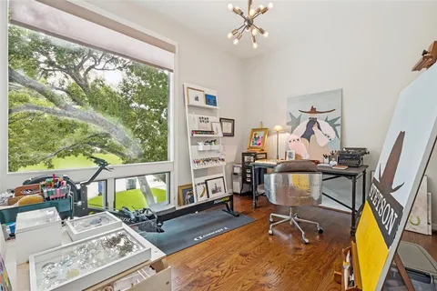 $2,790,000 | 6933 Delrose Drive, Dallas, TX 75214
