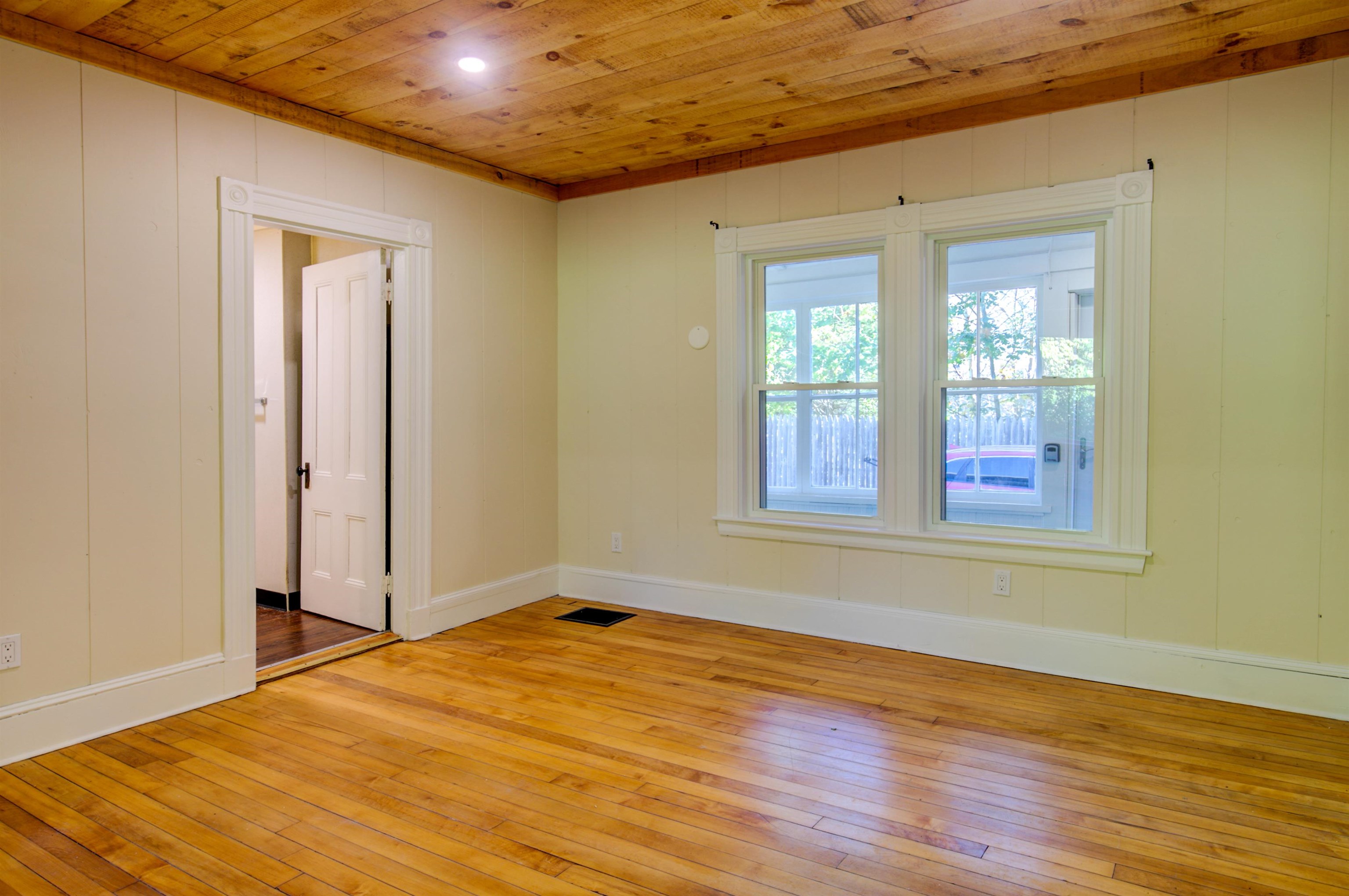 73 Dinsmore Road Conway, NH 03860 - Photo 18 of 52