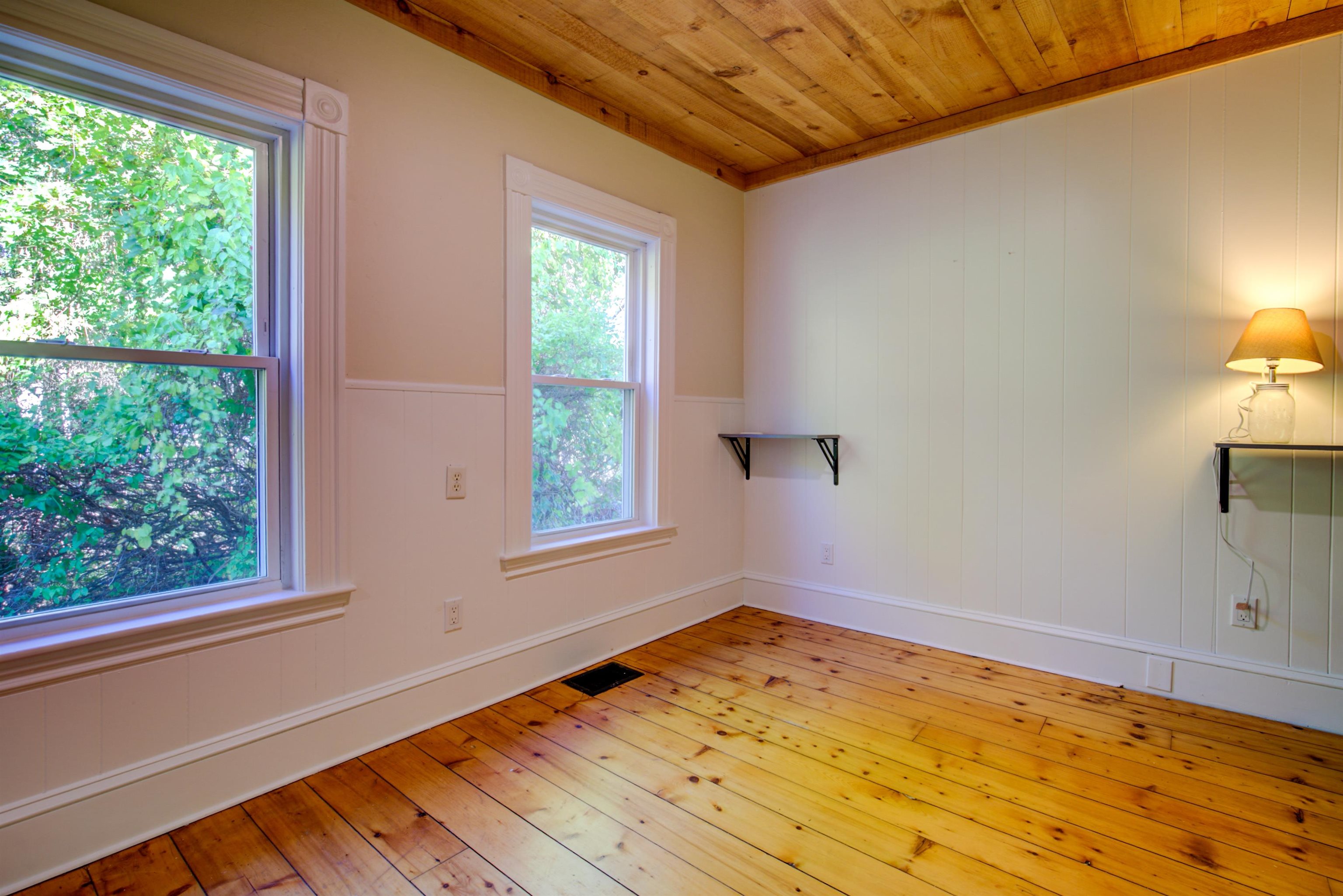 73 Dinsmore Road Conway, NH 03860 - Photo 19 of 52