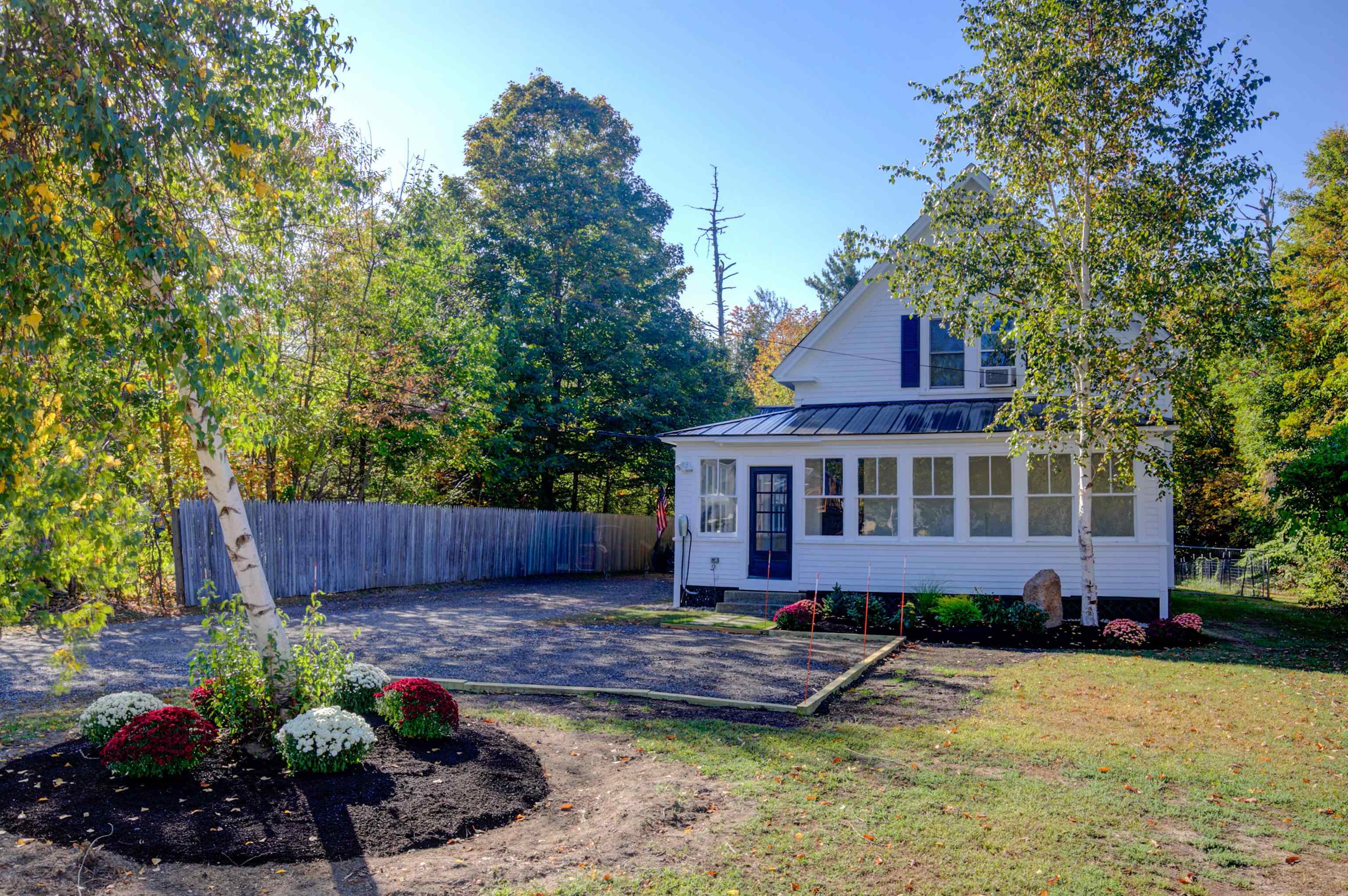 73 Dinsmore Road Conway, NH 03860 - Photo 3 of 52