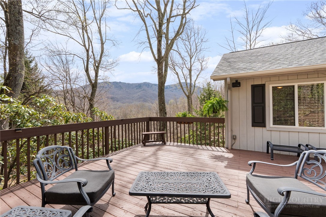 220 Woodwinds Lane Seven Devils, NC 28604 - Photo 35 of 46