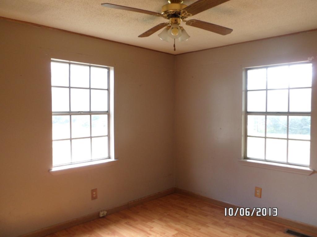 206 George Bates Road Benton, TN 37307 - Photo 7 of 12 SAM_9942