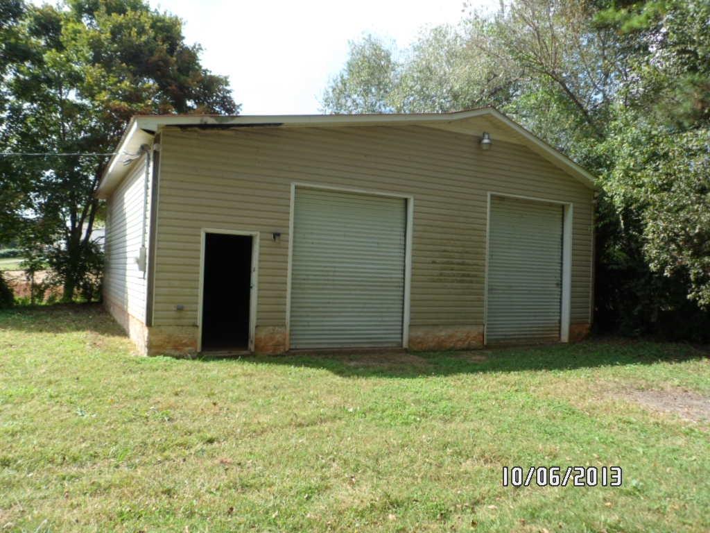 206 George Bates Road Benton, TN 37307 - Photo 8 of 12 SAM_9943