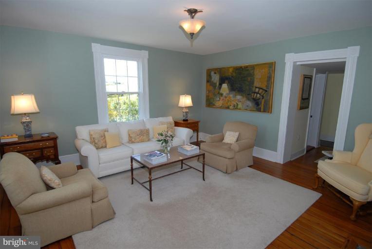 6420 Rattle Branch Road Marshall, VA 20115 - Photo 14 of 22 Living Room #2
