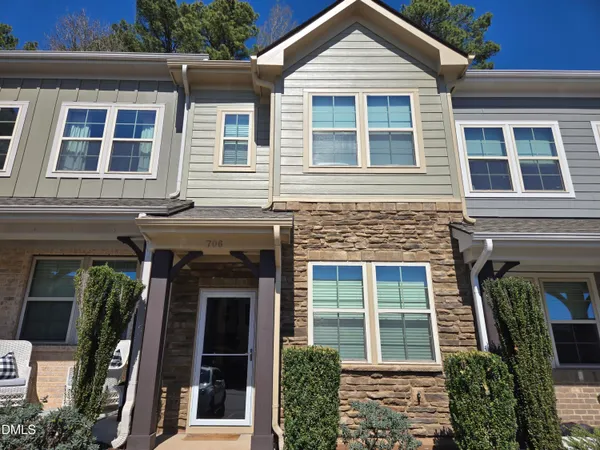 $1,875 | 706 Wickham Ridge Road, Apex, NC 27539