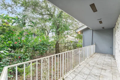 $1,999,000 | 3333 Southwest 59th Street, Fort Lauderdale, FL 33312