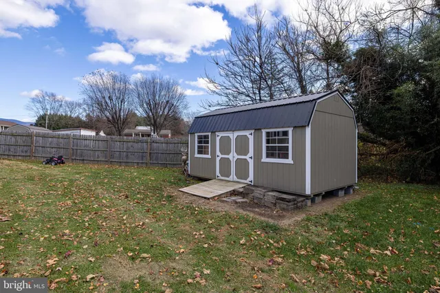 $299,900 | 214 Chapel Road, Stanley, VA 22851