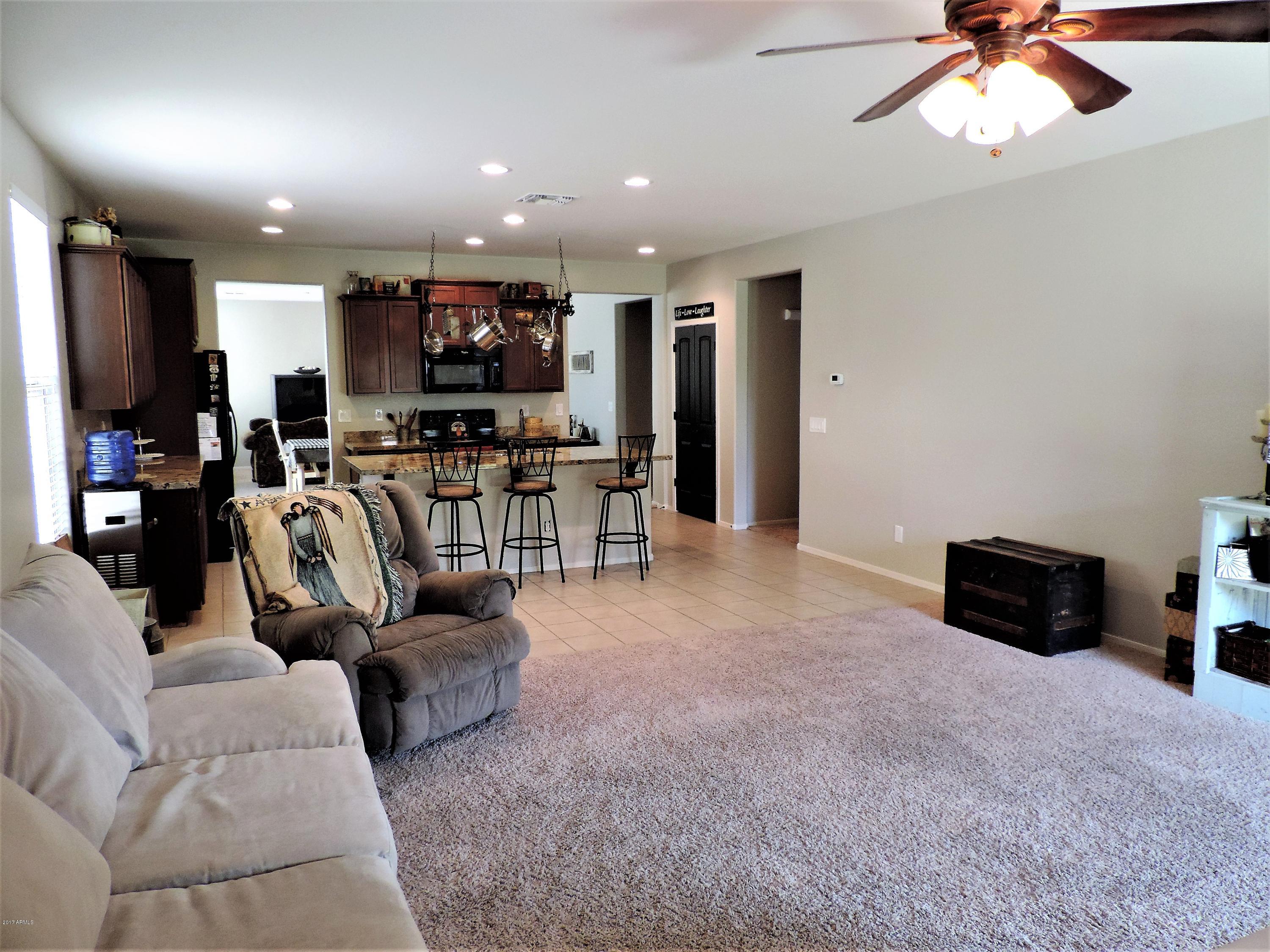 2969 East Isaiah Avenue Gilbert, AZ 85298 - Photo 11 of 34 Feel the Space